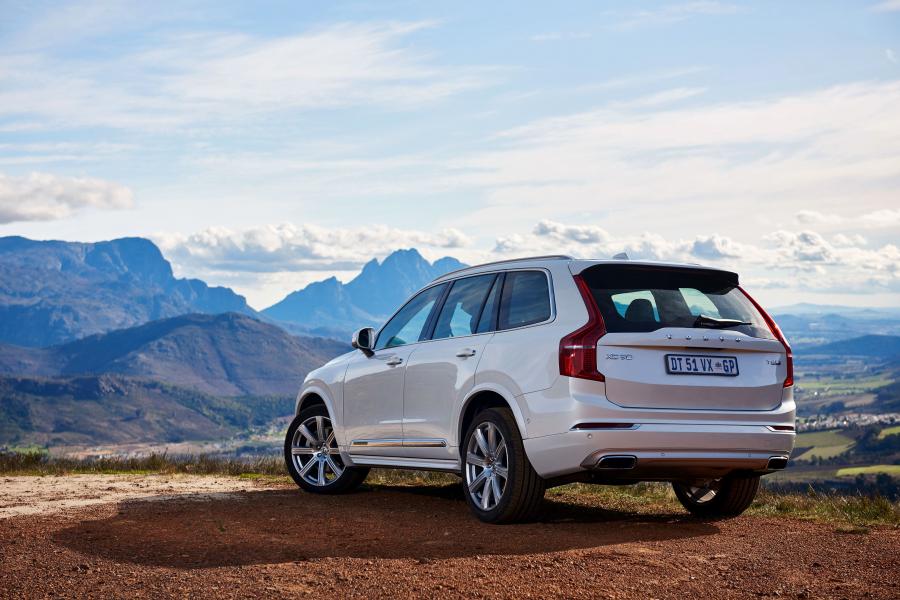  Volvo XC90 T6 Inscription 2015 года  (ZA) (фото 9 из 30)